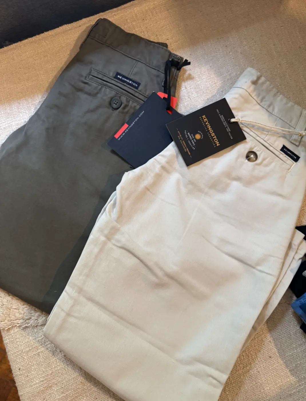 Pantalón niño. Marca kevingston.
