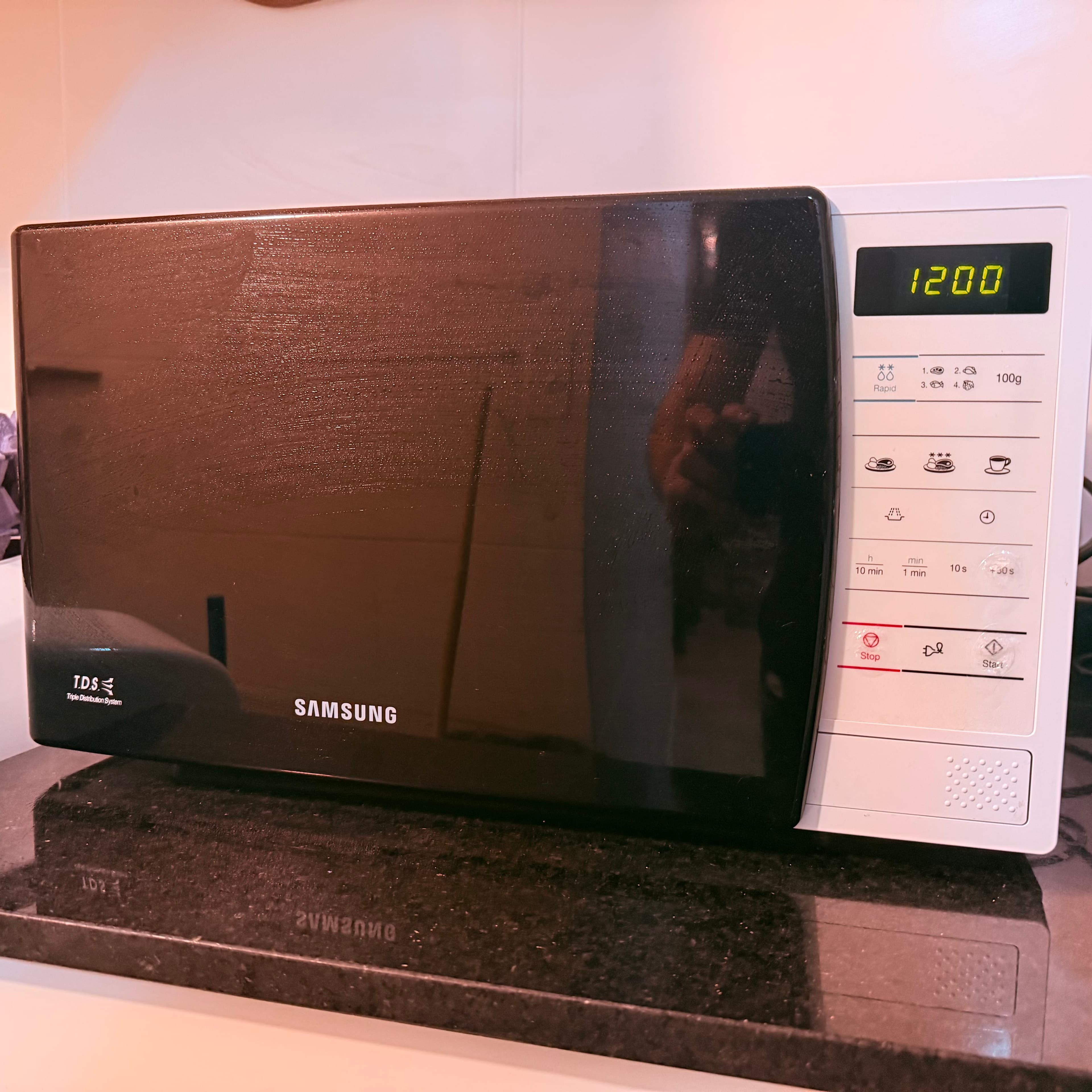 Microondas samsung me731k-kd