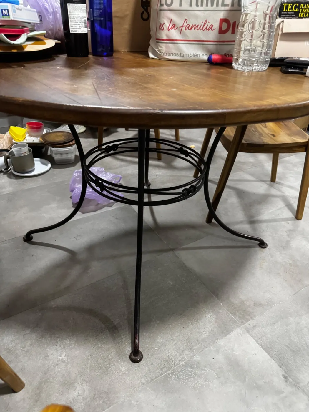 Mesa madera con hierro
