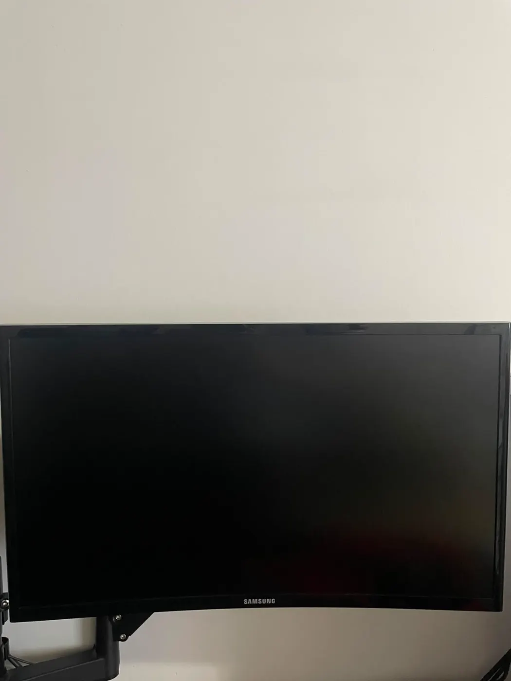 Monitor Samsung Curvo 24 +Adaptador Vesa