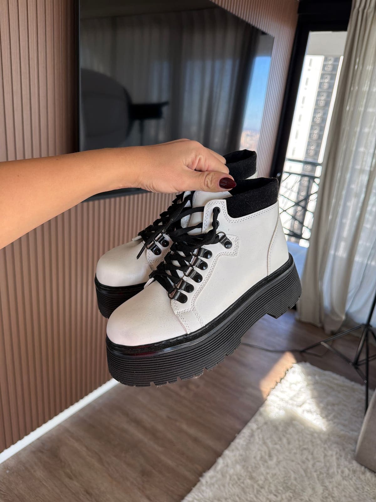 Borcegos CUERO TALLE 38