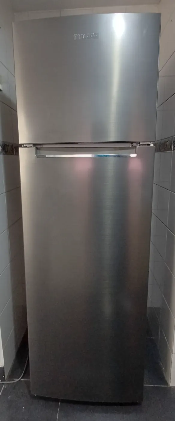 Heladera Phlico PHCT260X