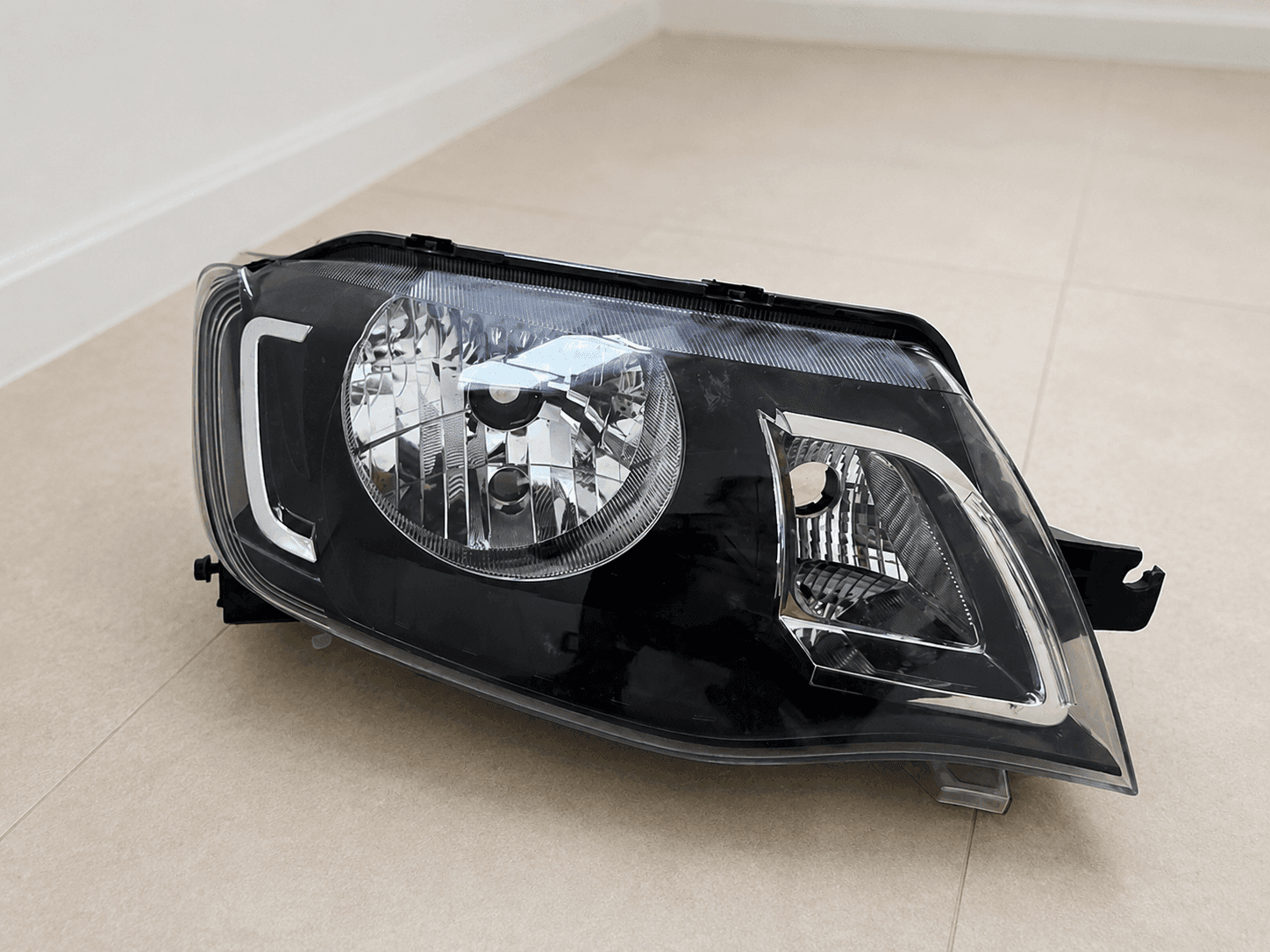 Faro Delantero Derecho Renault Kwid Iconic Original OEM 2018-2022