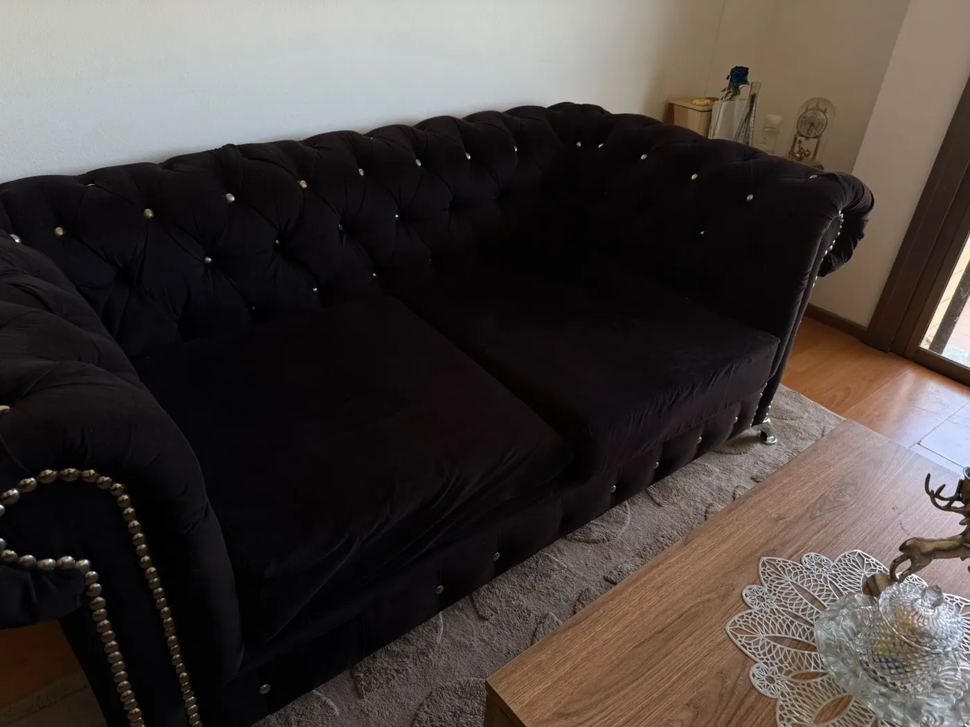 HERMOSO SILLON CHESTERFIELD