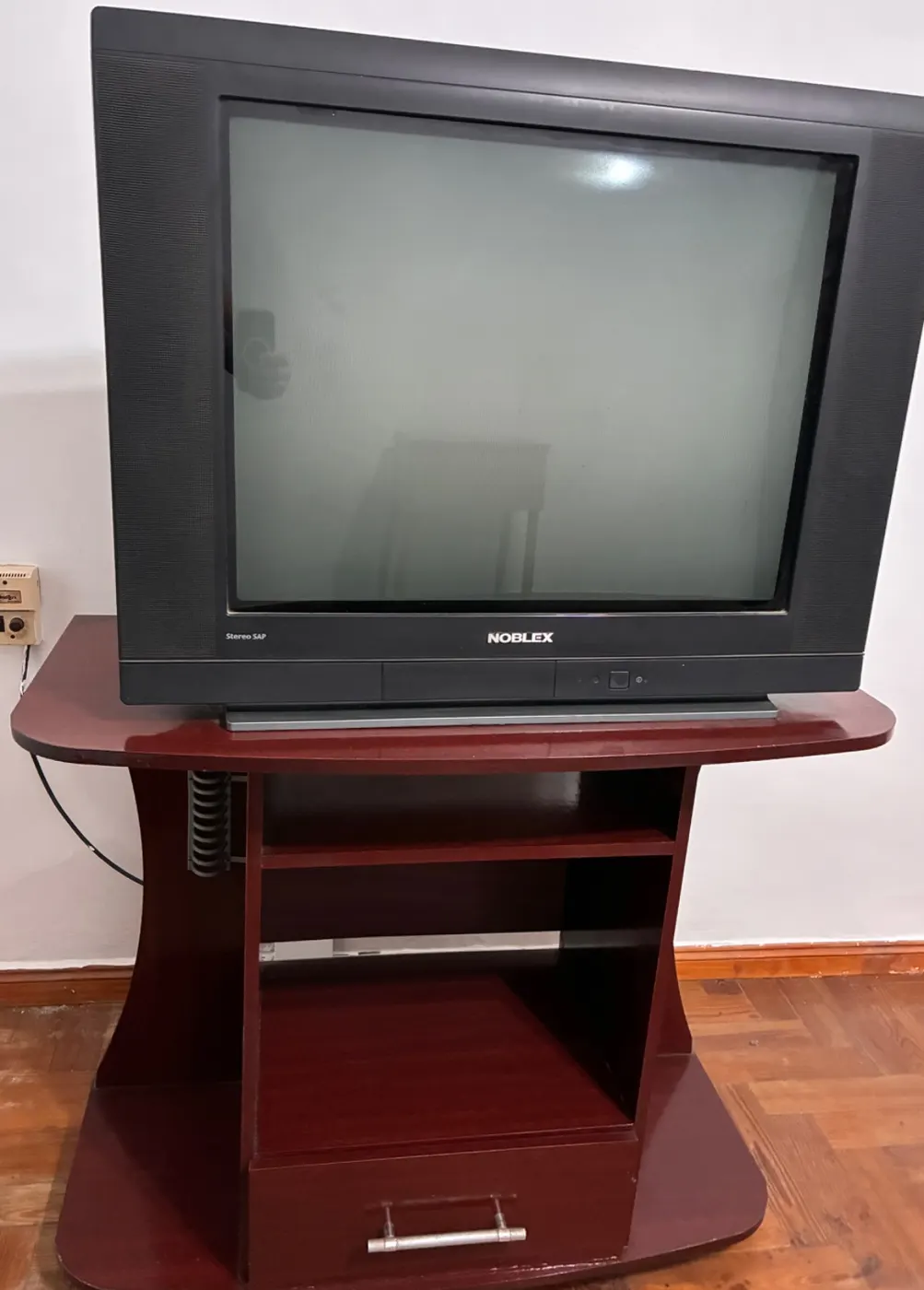 Mesa de televisión
