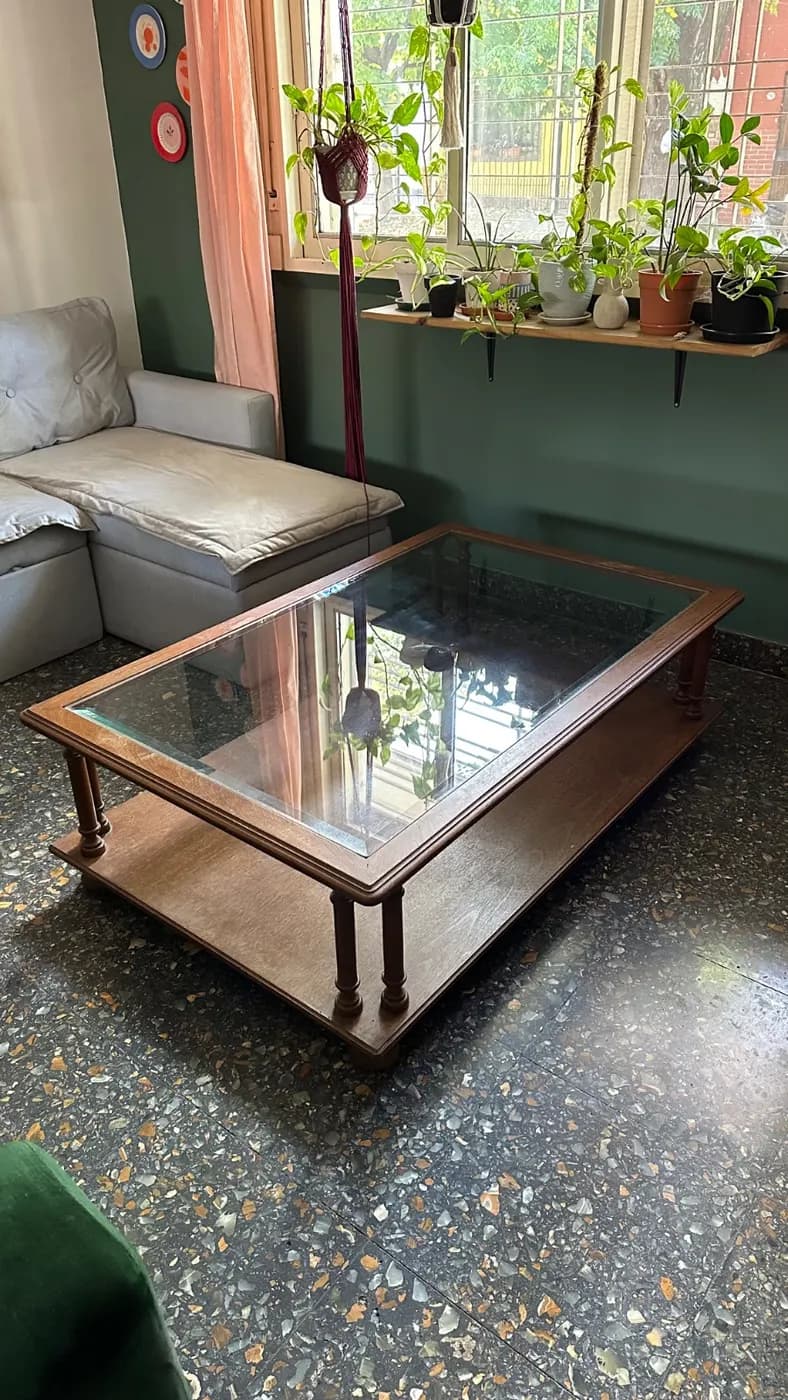 Mesa ratona de madera
