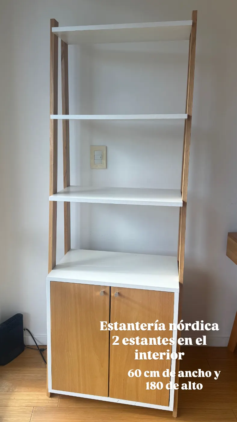 Estantería nórdica