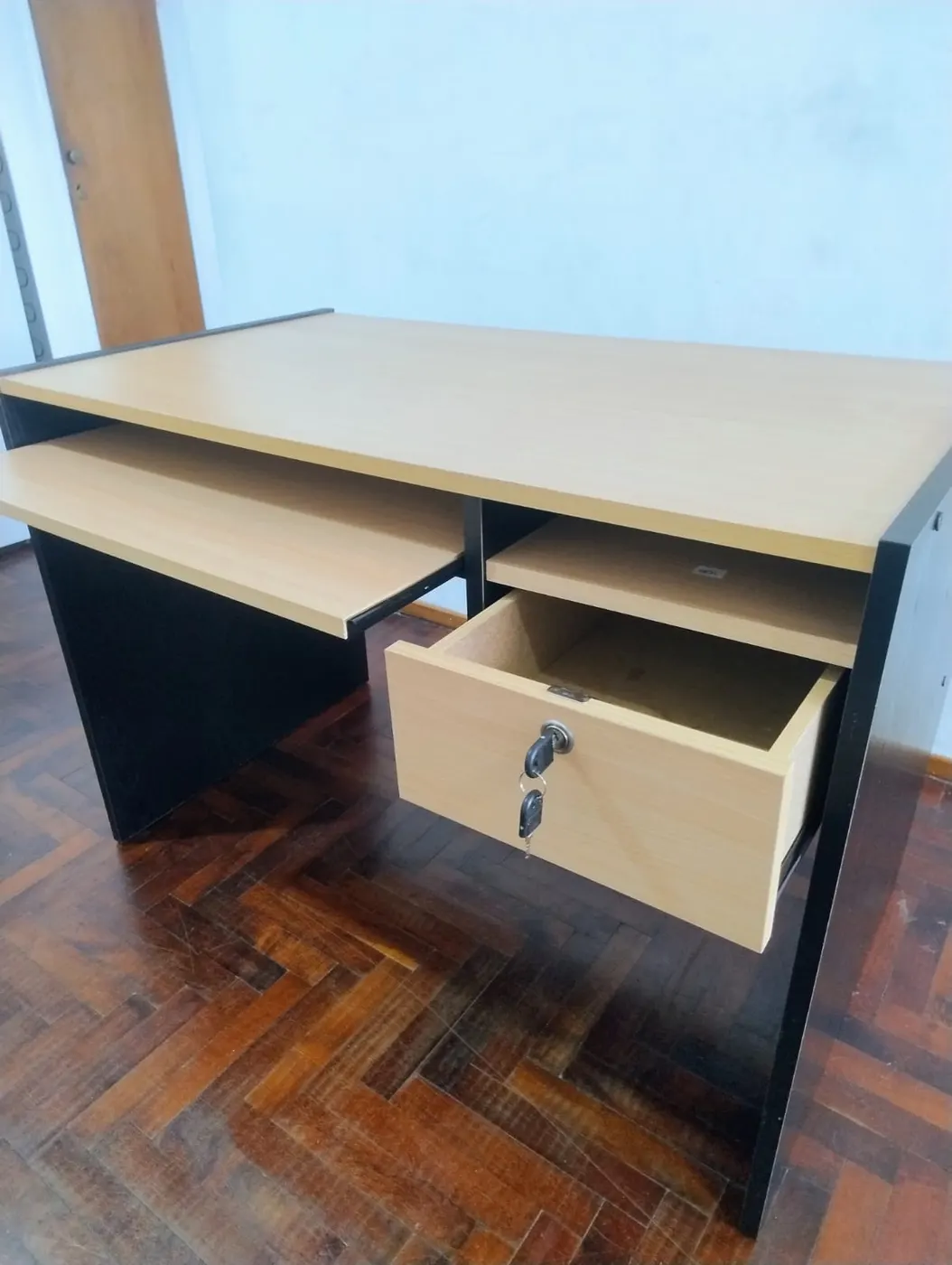 Escritorio Platinum