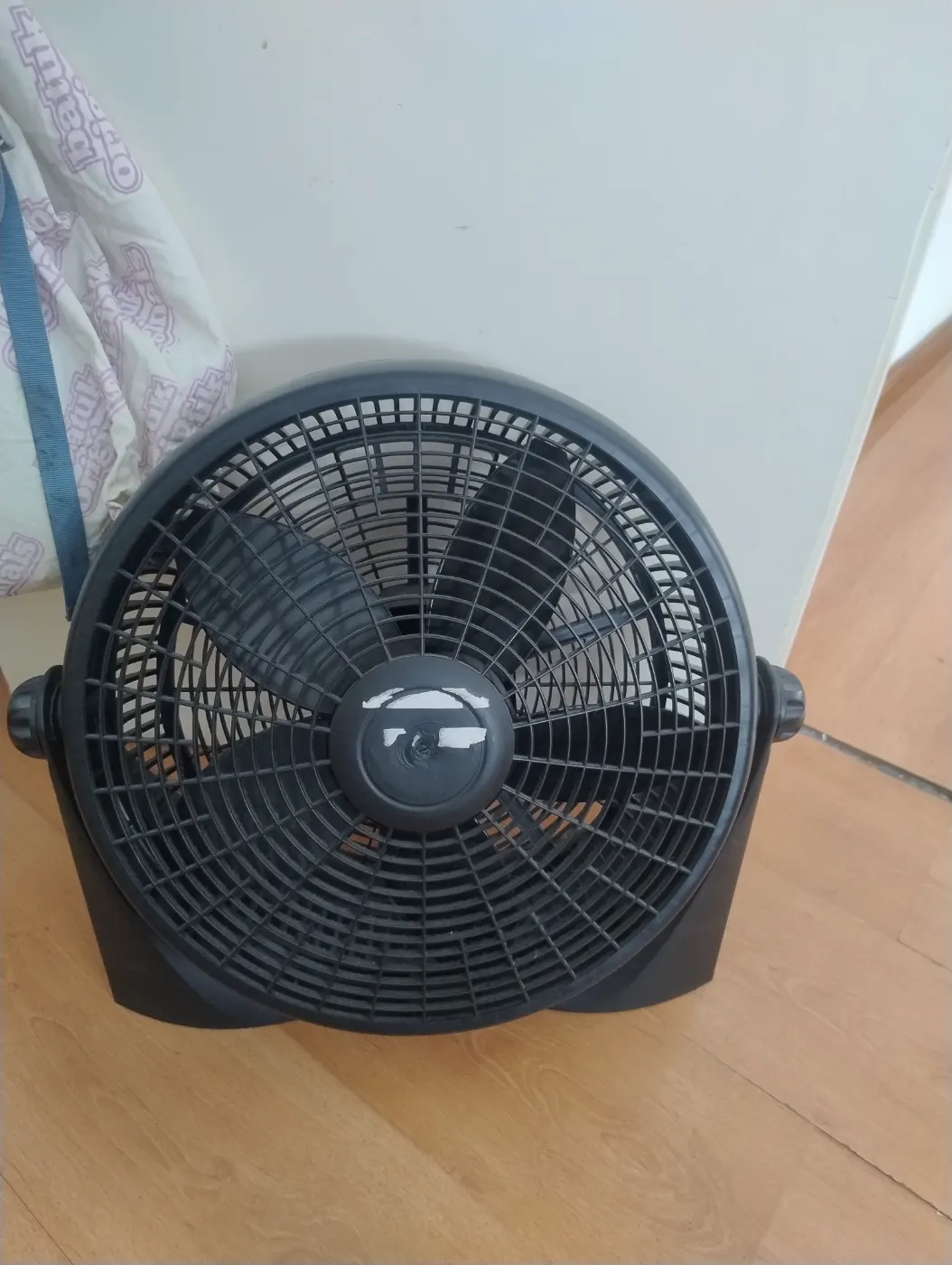 Ventilador Turbo Indelplas de 20 pulgadas (Modelo IV20).