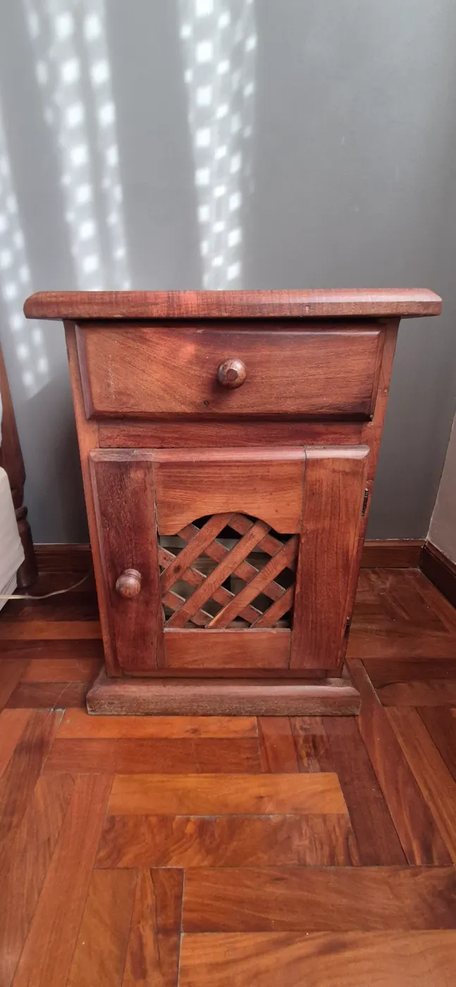 Mesa de luz x 2