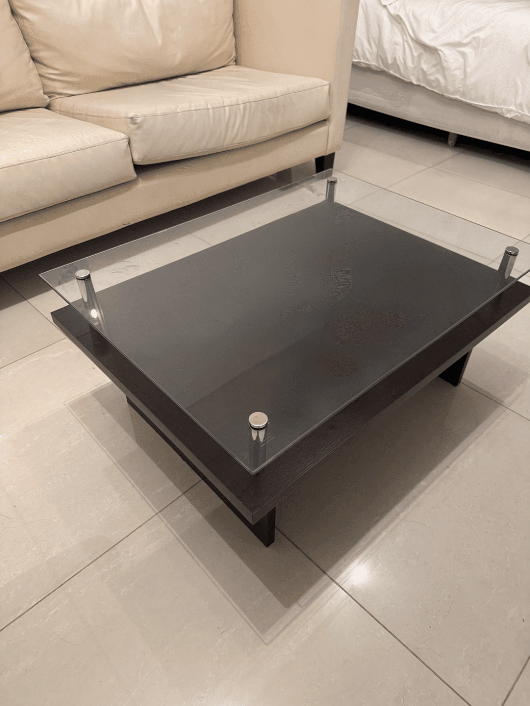 Mesa Ratona Moderna con Vidrio – 80 x 60