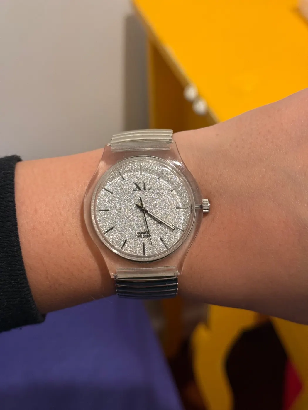 Reloj XL plateado brillos elastizado