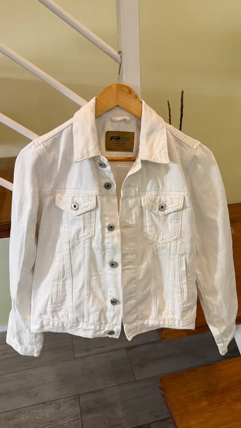 Campera de jean blanco talle M
